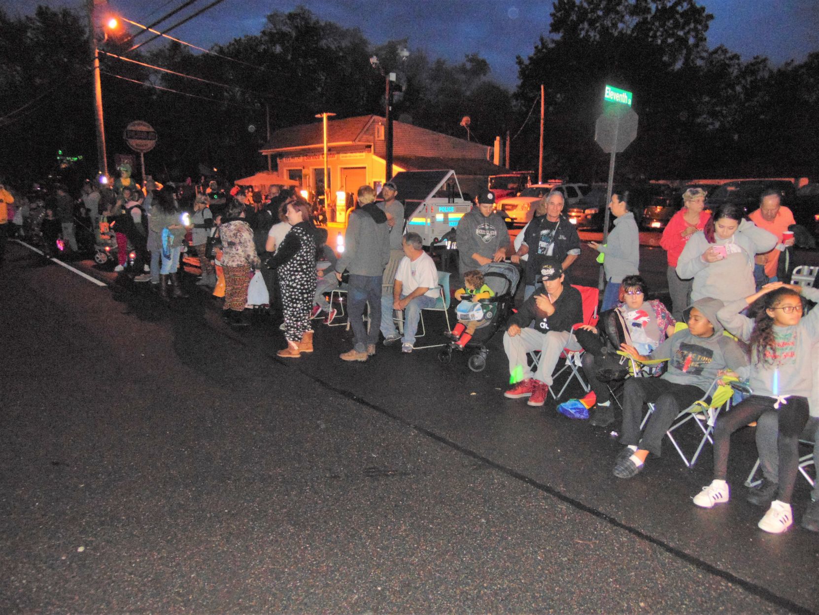 HAM Halloween parade 126a 1031-12.JPG